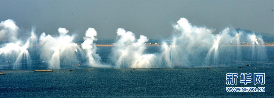 （新華全媒頭條&middot;人民海軍70年&middot;圖文互動）（10）向海圖強春潮涌&mdash;&mdash;黨中央、中央軍委和習主席關心人民海軍建設發(fā)展紀實