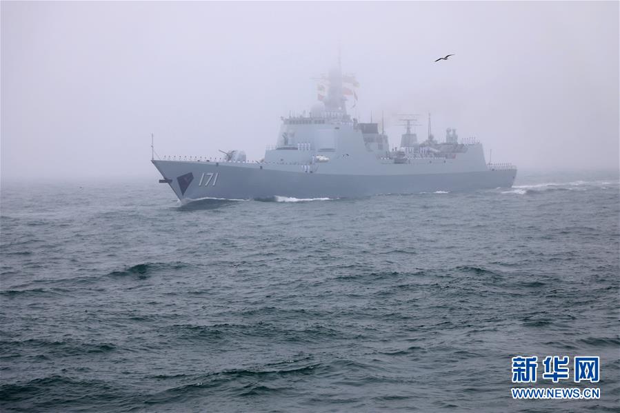 (新華全媒頭條·人民海軍70年·圖文互動)(7)奏響新時代海上和平樂章——人民海軍成立70周年海上閱兵活動紀(jì)實(shí)