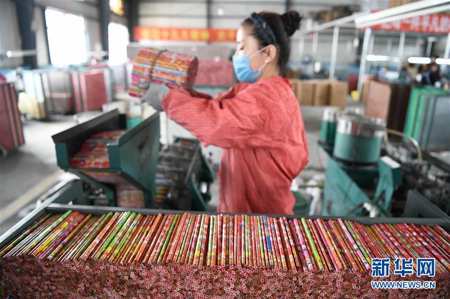 （壯麗70年&middot;奮斗新時代&middot;圖文互動）（11）&ldquo;光腚屯&rdquo;富了美了&mdash;&mdash;《暴風(fēng)驟雨》原型地黑龍江元寶村振興見聞 