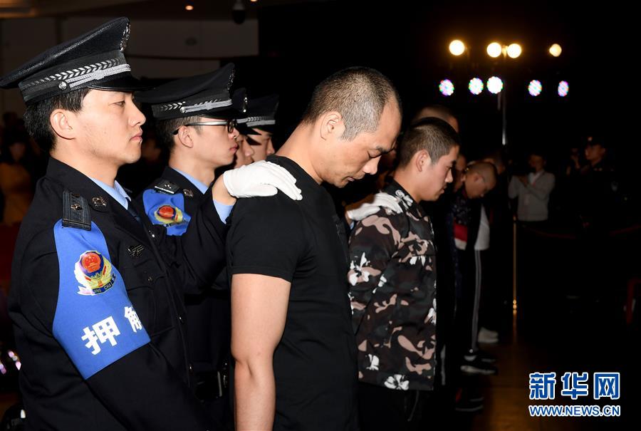 （新華全媒頭條&middot;圖文互動）（2）擔(dān)負(fù)起護航新時代中國特色社會主義的崇高使命&mdash;&mdash;黨的十八大以來公安工作述評