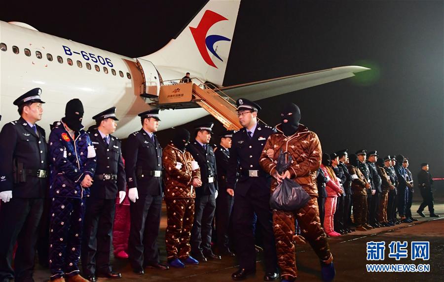 （新華全媒頭條&middot;圖文互動）（6）擔(dān)負(fù)起護航新時代中國特色社會主義的崇高使命&mdash;&mdash;黨的十八大以來公安工作述評