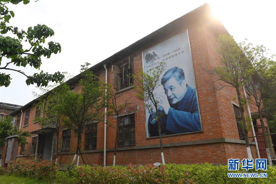 (壯麗70年·奮斗新時(shí)代·圖文互動)(3)歷史的天空將永遠(yuǎn)鐫刻他們的名字——探訪中國“兩彈城”