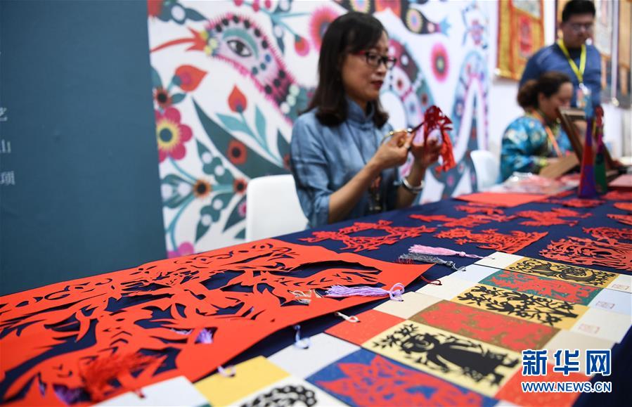 (文化)(1)2019年“文化和自然遺產(chǎn)日”非遺主會(huì)場活動(dòng)在廣州舉行