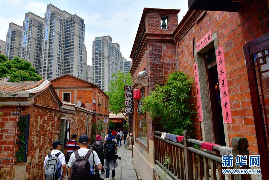 （新華全媒頭條&middot;圖文互動）（3）文明之光照亮復(fù)興之路&mdash;&mdash;以習(xí)近平同志為核心的黨中央關(guān)心文化和自然遺產(chǎn)保護(hù)工作紀(jì)實