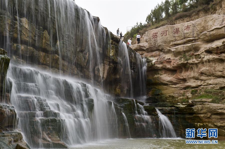 （新華全媒頭條&middot;壯麗70年&middot;奮斗新時(shí)代&middot;圖文互動(dòng)）（3）中國減貧的西海固報(bào)告