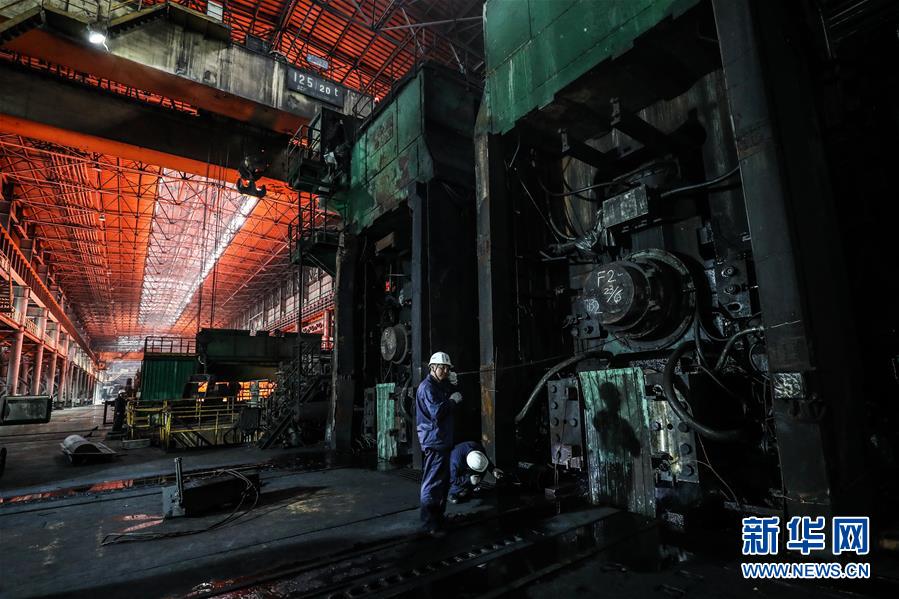（新華全媒頭條&middot;圖文互動）（8）一曲壯麗的鋼鐵史詩&mdash;&mdash;鞍鋼與共和國風(fēng)雨同行70載實(shí)錄
