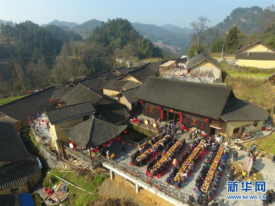 （壯麗70年&middot;奮斗新時(shí)代&mdash;&mdash;共和國發(fā)展成就巡禮&middot;圖文互動(dòng)）（2）敢教日月?lián)Q新天&mdash;&mdash;喜看三湘大地70年巨變