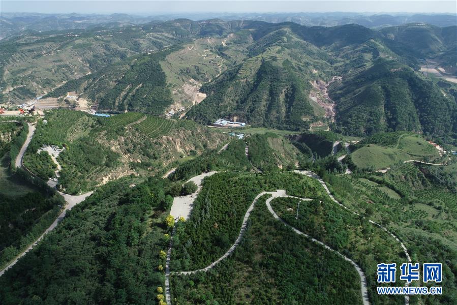 （新華全媒頭條&middot;壯麗70年&middot;奮斗新時代&mdash;&mdash;記者再走長征路&middot;圖文互動）（8）紅星，從這里照耀中國&mdash;&mdash;陜北見證中國革命的歷史轉(zhuǎn)折