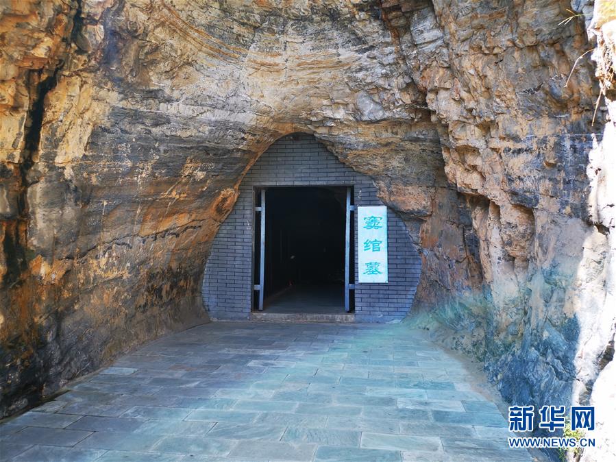 （新華調(diào)查&middot;新中國(guó)考古重大發(fā)現(xiàn)&middot;圖文互動(dòng)）（2）滿城漢墓：點(diǎn)一盞長(zhǎng)信宮燈，看不盡金縷玉衣