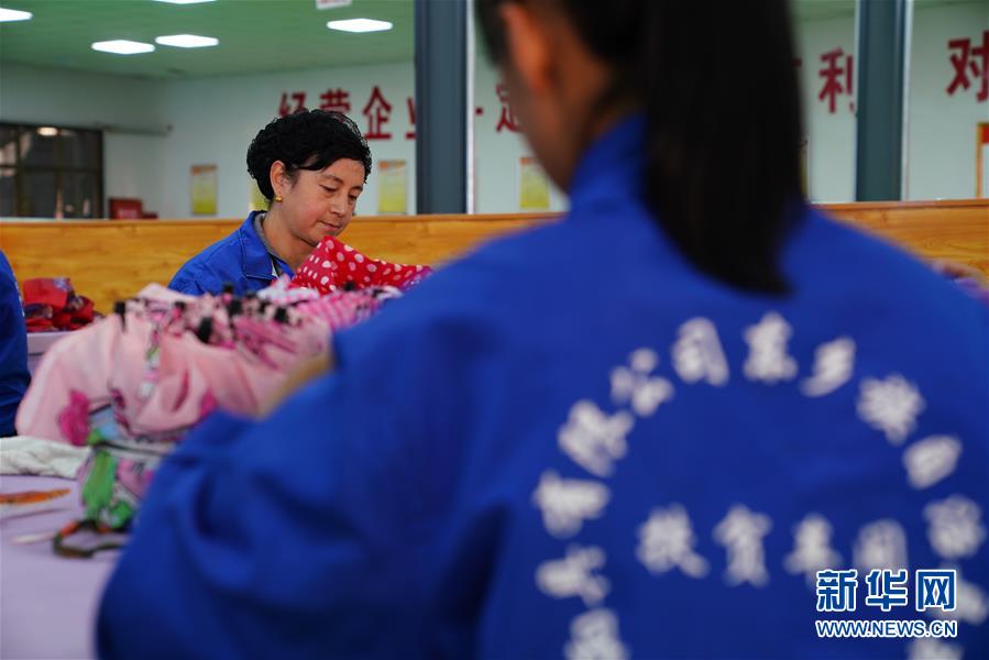 (新華全媒頭條·決戰(zhàn)決勝脫貧攻堅·圖文互動)(2)以沖刺的狀態(tài)跑出決勝的姿態(tài)——“三區(qū)三州”甘肅深貧區(qū)脫貧攻堅報告