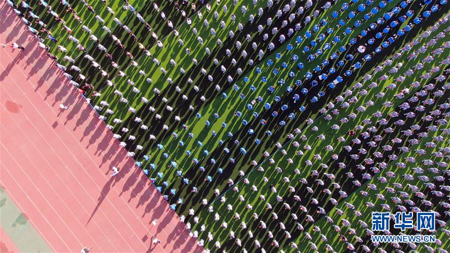 （新華全媒頭條&middot;開學(xué)季&middot;圖文互動）（2）新學(xué)期是彩色的&mdash;&mdash;各地2019年秋季學(xué)期開學(xué)典禮掃描