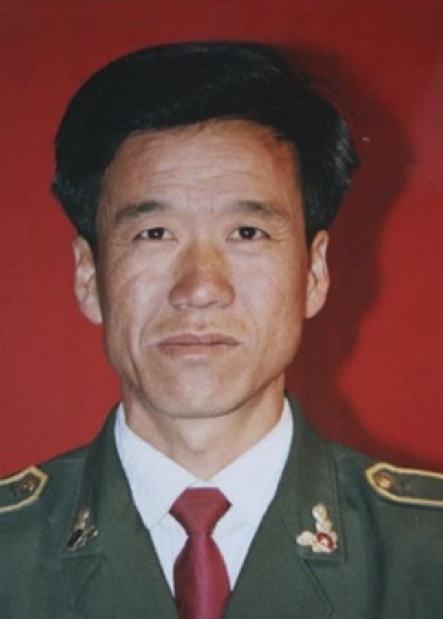 (為了民族復興·英雄烈士譜·圖文互動)宮清華:以血肉之軀擋住下滑汽車 用生命換來群眾安全