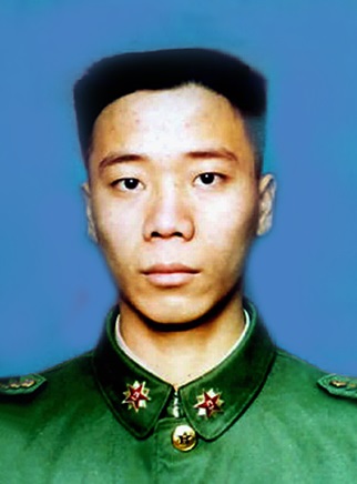 （為了民族復(fù)興&middot;英雄烈士譜&middot;圖文互動(dòng)）李向群：用生命譜寫壯麗的人生凱歌