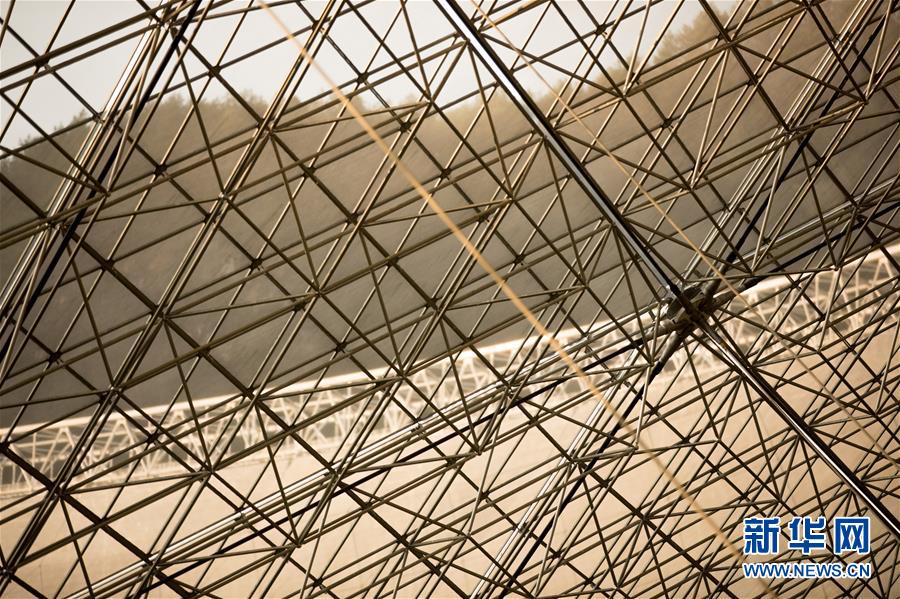 （新華全媒頭條&middot;圖文互動(dòng)）（11）星辰大海，才是它的征途&mdash;&mdash;&ldquo;中國(guó)天眼&rdquo;通過(guò)國(guó)家驗(yàn)收正式開放運(yùn)行