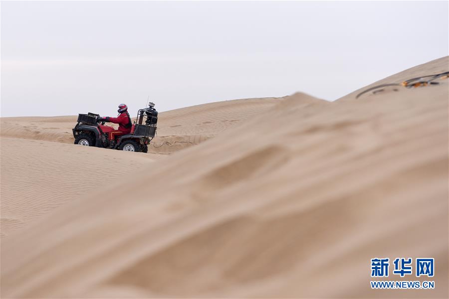 （新春走基層&middot;圖文互動）（3）大漠中，一頂帳篷守歲五年