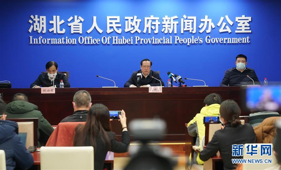 （新華全媒頭條&middot;圖文互動）（29）萬眾一心迎挑戰(zhàn) 眾志成城戰(zhàn)疫情&mdash;&mdash;全國總動員打響疫情防控阻擊戰(zhàn)紀(jì)實(shí)