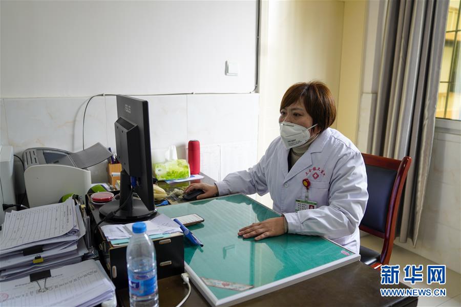 （聚焦疫情防控&middot;圖文互動(dòng)）（2）一對(duì)抗疫夫妻的&ldquo;一線(xiàn)連軸轉(zhuǎn)&rdquo;