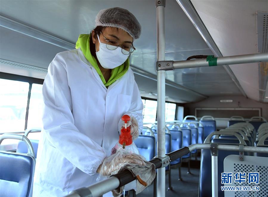 （聚焦疫情防控&middot;圖文互動）（7）北京節(jié)后首個工作日：交通秩序井然 市場供應穩(wěn)定