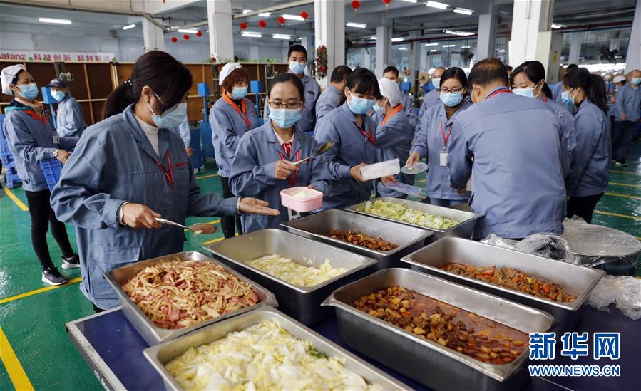 （來自經(jīng)濟前沿的故事&middot;企業(yè)復(fù)工復(fù)產(chǎn)&middot;圖文互動）（2）&ldquo;這次復(fù)工終生難忘&rdquo;&mdash;&mdash;廣東格蘭仕安全員復(fù)工記 