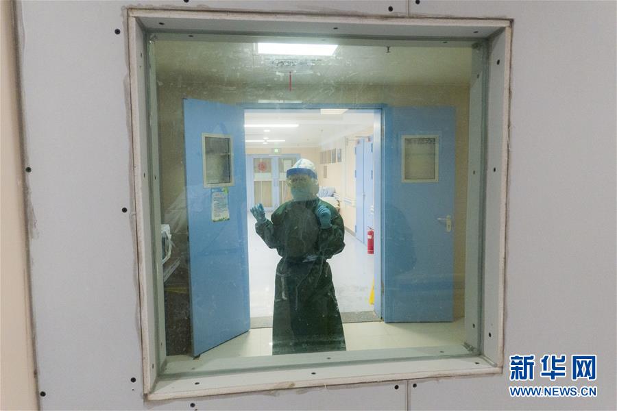 （新華全媒頭條&middot;圖文互動(dòng)）（9）&ldquo;與國(guó)家同舟，與人民共濟(jì)&rdquo;&mdash;&mdash;新冠肺炎重癥救治同濟(jì)醫(yī)院戰(zhàn)&ldquo;疫&rdquo;直擊