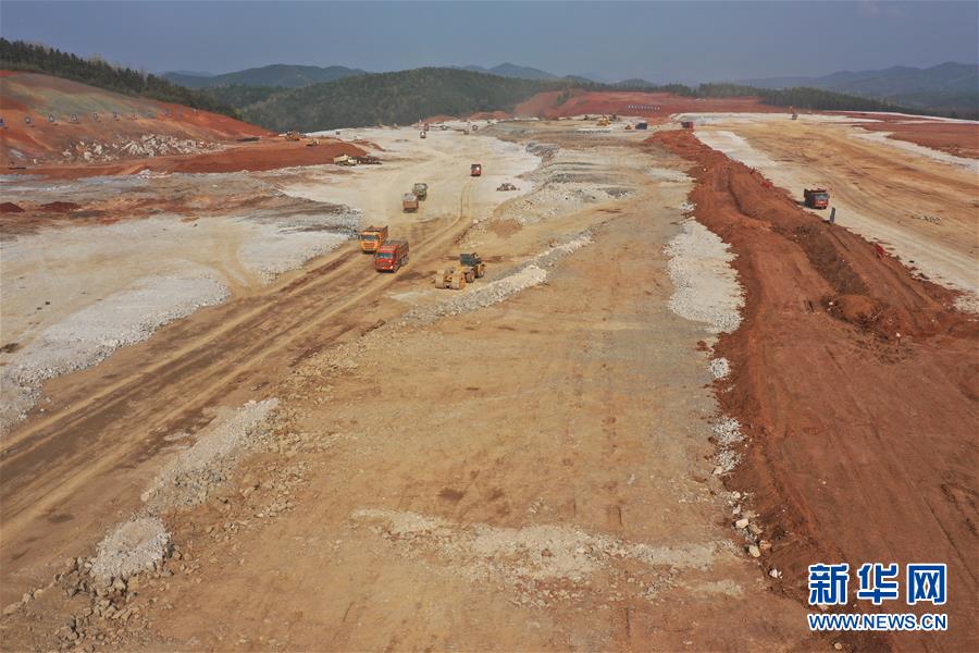 （圖文互動(dòng)）（1）防疫復(fù)工齊抓 力促早日通航&mdash;&mdash;湖南郴州北湖機(jī)場(chǎng)建設(shè)復(fù)工側(cè)記