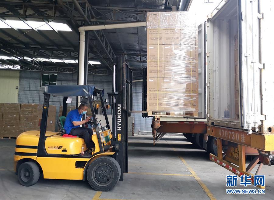 (抓好經(jīng)濟發(fā)展 應對復雜局面·圖文互動)(5)在“家電之都”順德看“中國制造”抗壓前行