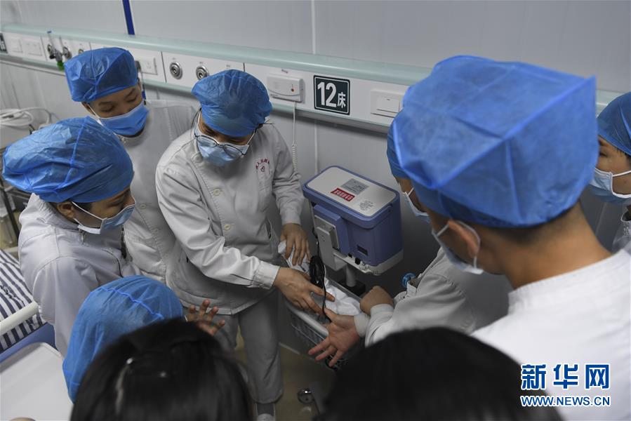 （圖文互動）（1）&ldquo;你們逆行，我們護(hù)航&rdquo;&mdash;&mdash;廣西關(guān)愛一線醫(yī)務(wù)工作者見聞 
