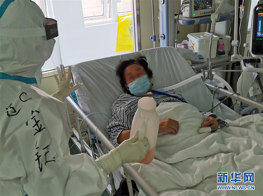 （一線抗疫群英譜&middot;圖文互動）（5）生命之光，溫暖&ldquo;無面之交&rdquo;&mdash;&mdash;記抗疫一線重癥監(jiān)護室90后護士金鈺 