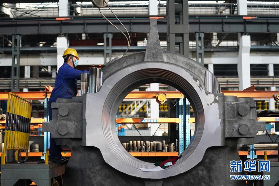 (在習(xí)近平新時代中國特色社會主義思想指引下——新時代新作為新篇章·習(xí)近平總書記關(guān)切事·圖文互動)(2)穩(wěn)住外貿(mào)“朋友圈”——我國各地精準(zhǔn)施策穩(wěn)外貿(mào)基本盤