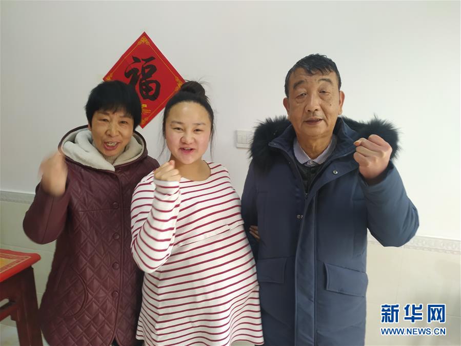 （一線抗疫群英譜&middot;圖文互動）（4）羅文浩：&ldquo;女兒，你的名字里有溫暖，有榮光！&rdquo;