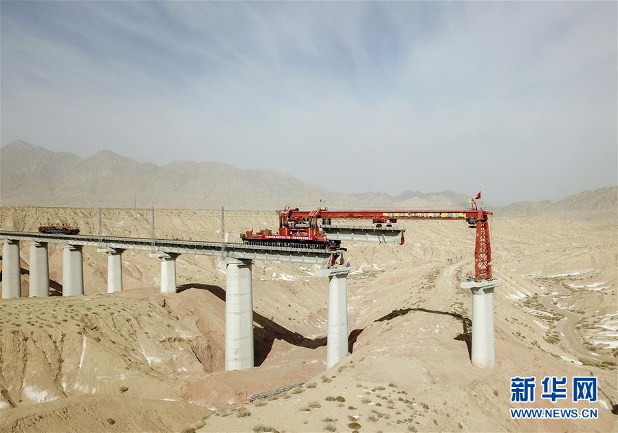 (中國經(jīng)濟(jì)新觀察·圖文互動(dòng))(2)重大投資項(xiàng)目開復(fù)工提速 吹響中國經(jīng)濟(jì)復(fù)蘇“沖鋒號”