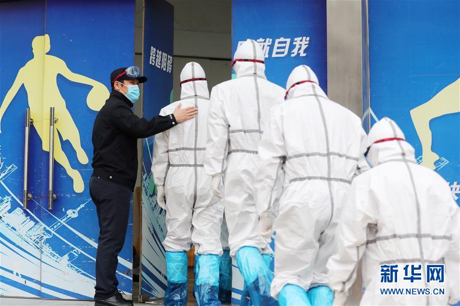 （習近平致敬的戰(zhàn)&ldquo;疫&rdquo;英雄&middot;公安干警篇&middot;圖文互動）（2）他們，抗疫一線鑄警魂