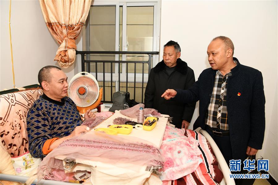 （新華全媒頭條&middot;圖文互動(dòng)）（3）來自大山深處的&ldquo;移民管家&rdquo;&mdash;&mdash;記貴州正安縣瑞濠街道辦事處主任吳太璽