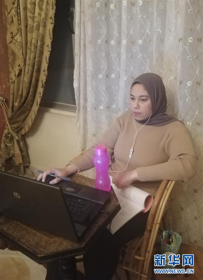 （國際疫情&middot;圖文互動(dòng)）（1）通訊：疫情下的埃及線上漢語課