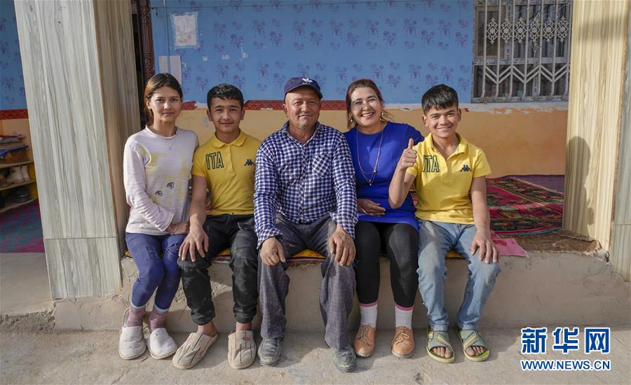 (決戰(zhàn)決勝脫貧攻堅·圖文互動)(13)決戰(zhàn)昆侖——新疆聚焦10個未摘帽縣展開深度貧困攻堅戰(zhàn)