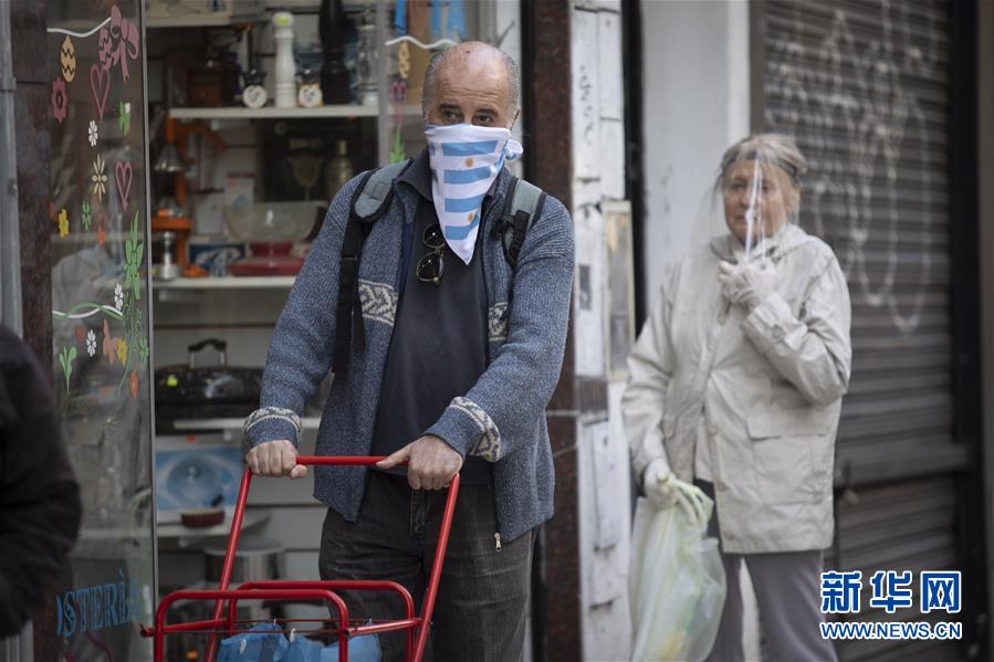 （國(guó)際疫情&middot;圖文互動(dòng)）（2）阿根廷防疫措施嚴(yán)格 民眾支持聲中有擔(dān)憂