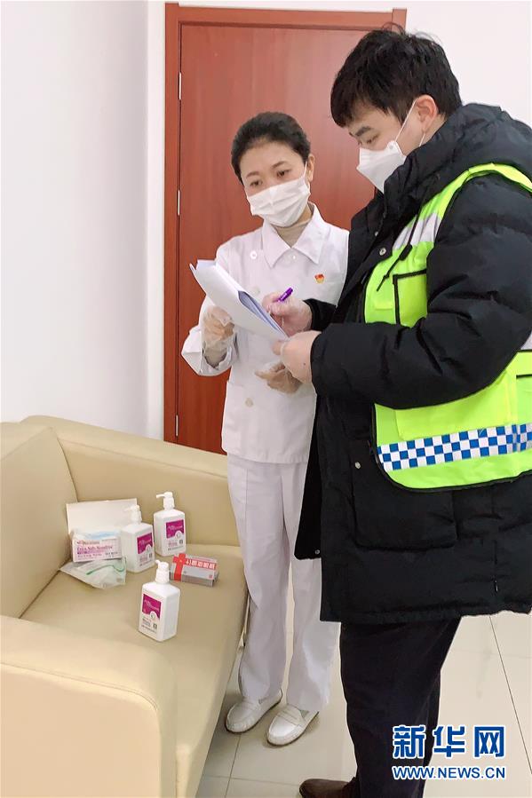 （一線抗疫群英譜&middot;圖文互動）（1）哺乳期媽媽&ldquo;千里逆行&rdquo;戰(zhàn)&ldquo;疫&rdquo;