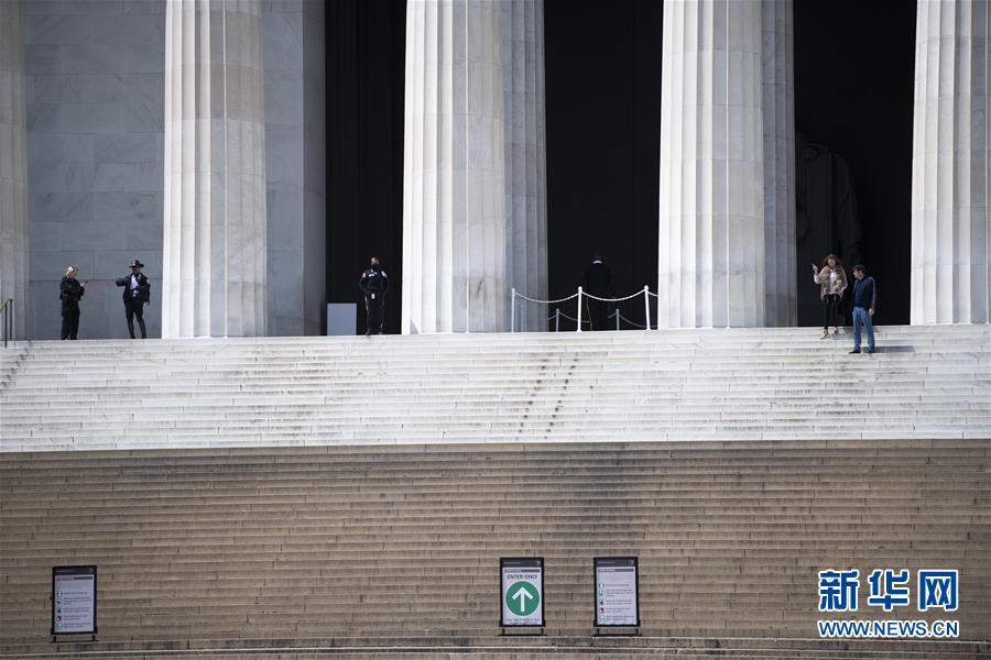 （國(guó)際疫情）（2）約翰斯&middot;霍普金斯大學(xué)：美國(guó)確診病例超65萬(wàn)例 死亡超3萬(wàn)例