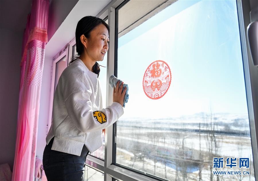 (新華全媒頭條·圖文互動(dòng))(7)內(nèi)蒙古貧困旗縣全部“摘帽”