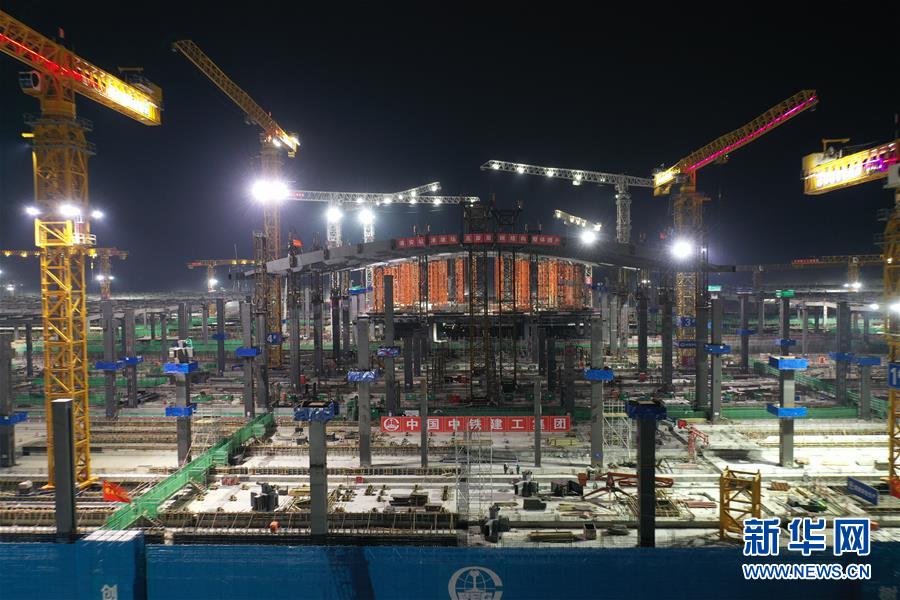 (圖文互動)(1)狀似滴落的露珠:京雄城際雄安站津雄場站鋼屋蓋提升完成