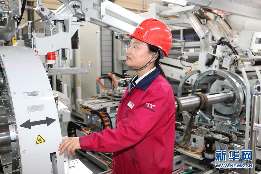 （新華全媒頭條&middot;圖文互動(dòng)）（4）這個(gè)春天，追尋奮斗者的腳步&mdash;&mdash;寫在2020年&ldquo;五一&rdquo;國際勞動(dòng)節(jié)到來之際