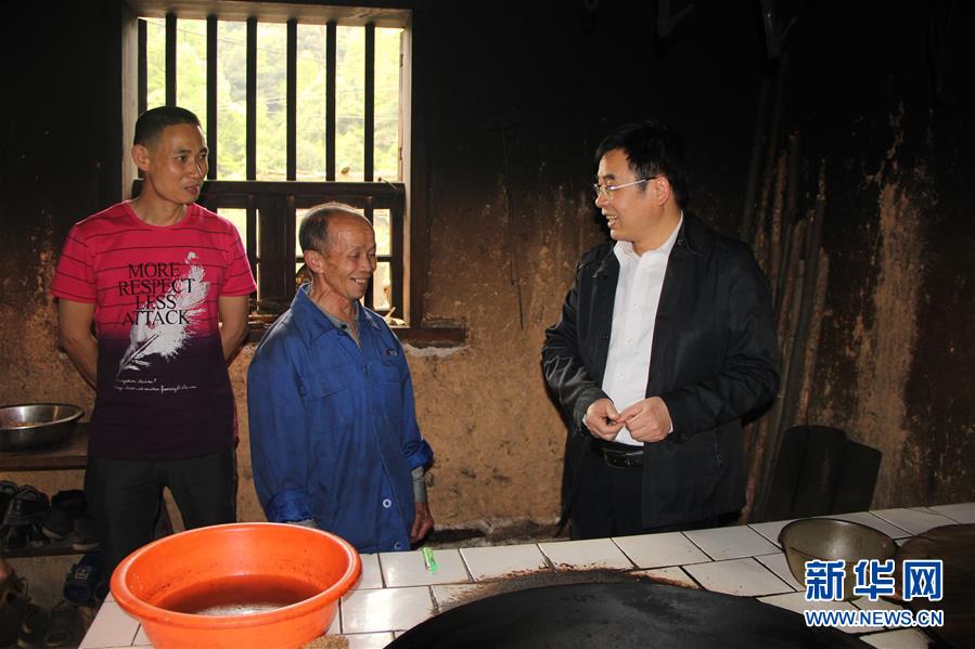 （圖文互動）（3）&ldquo;為脫貧而來，為脫貧而去&rdquo;&mdash;&mdash;追記湖南炎陵縣委原書記黃詩燕 