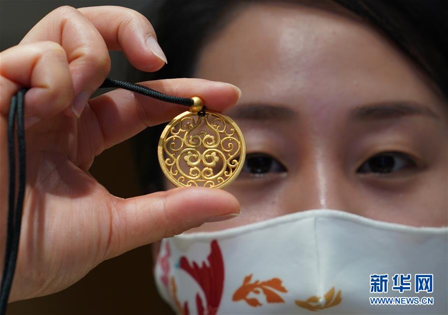 (新華全媒頭條·圖文互動(dòng))(5)“風(fēng)”起“云”涌 中國品牌在全球戰(zhàn)“疫”中崛起