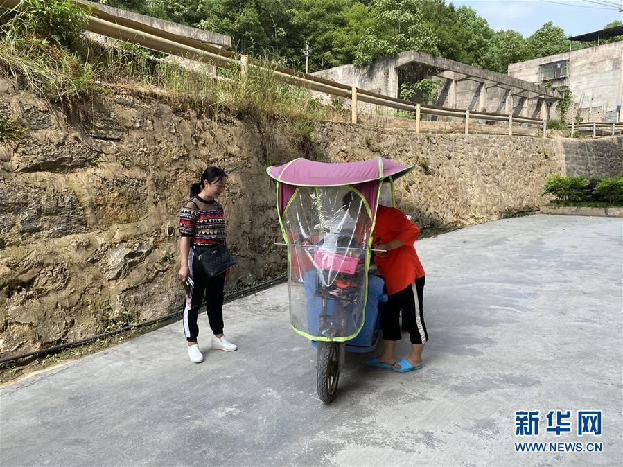 （決戰(zhàn)決勝脫貧攻堅&middot;圖文互動）（3）三個土家女人見證一口刀村搬遷史