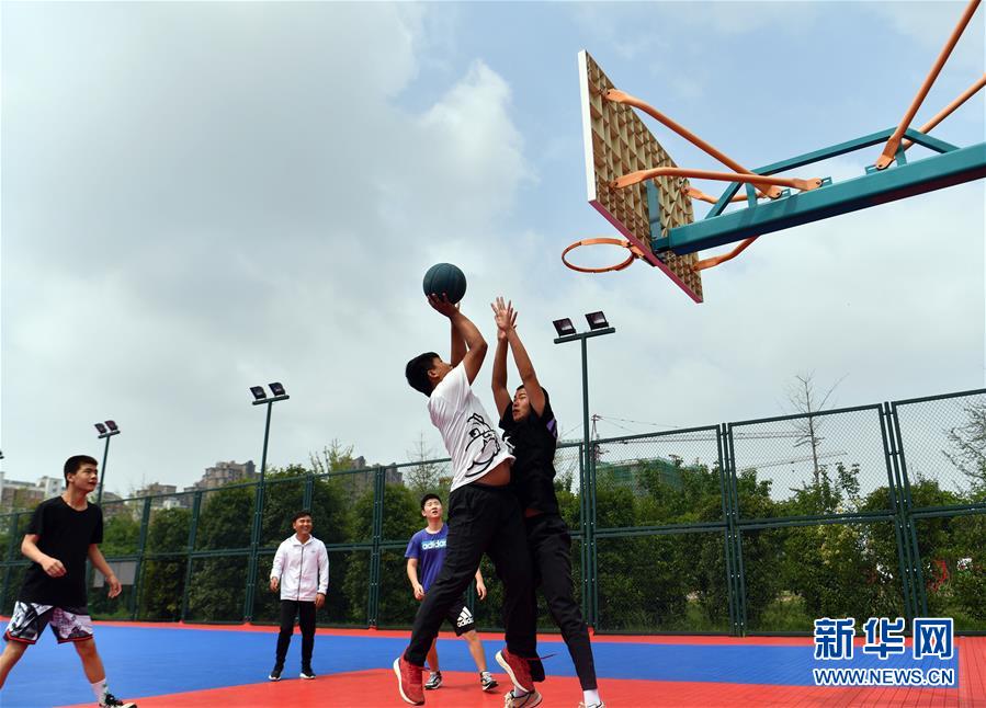 （走向我們的小康生活&middot;圖文互動(dòng)）（7）15分鐘&ldquo;圈&rdquo;出美好生活