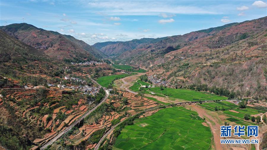 （新華全媒頭條&middot;圖文互動(dòng)）（16）自強(qiáng)的力量&mdash;&mdash;成昆鐵路通車(chē)50年記