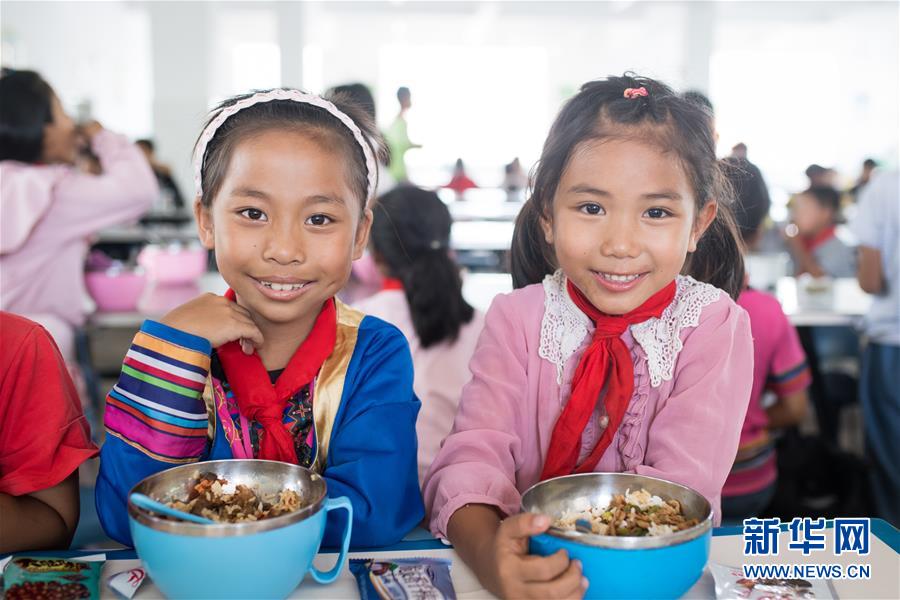 (新華全媒頭條·圖文互動(dòng))(11)“美麗的中國夢(mèng)屬于你們”——以習(xí)近平同志為核心的黨中央關(guān)心少年兒童工作紀(jì)實(shí)