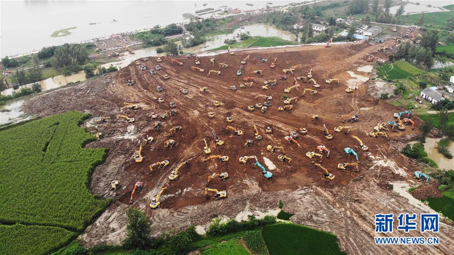 (新華全媒頭條·圖文互動)(8)筑起共御水患的鋼鐵長堤——戰(zhàn)洪一線的“干群關系新答卷”