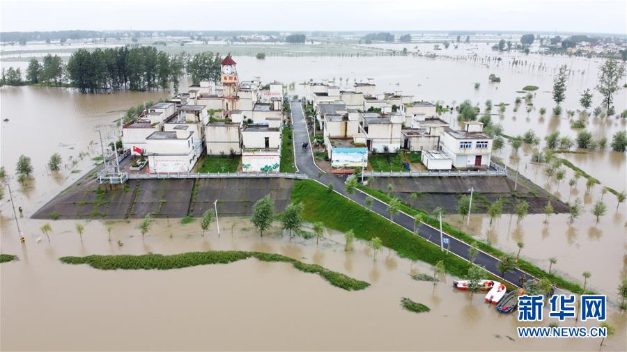 (新華全媒頭條·圖文互動)(16)筑起共御水患的鋼鐵長堤——戰(zhàn)洪一線的“干群關系新答卷”
