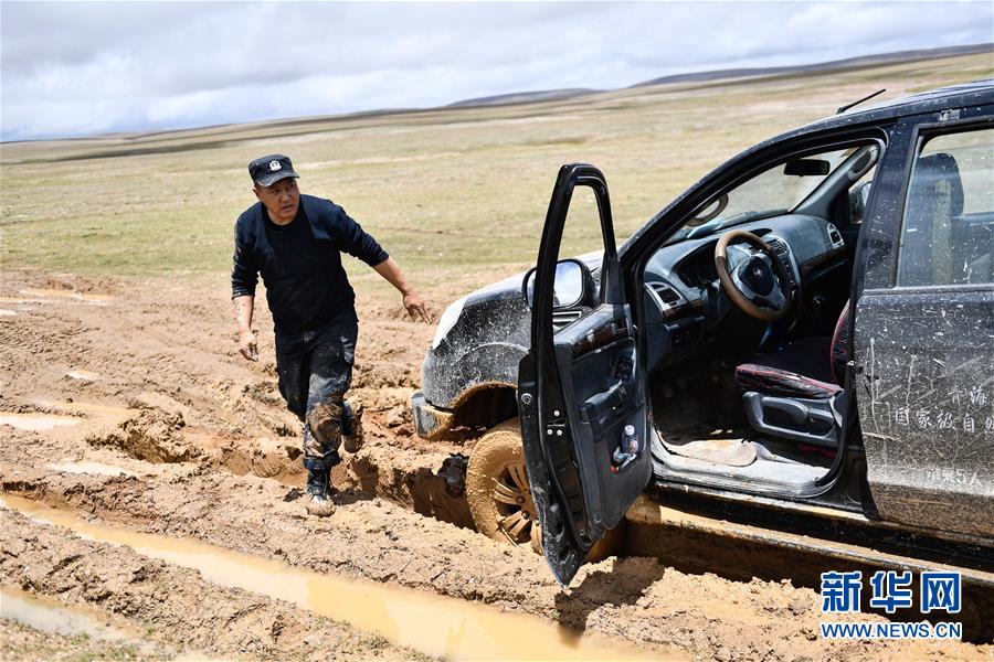 （圖文互動）（3）記者手記：可可西里，&ldquo;挪&rdquo;向&ldquo;藏羚羊大產(chǎn)房&rdquo;的14個半小時